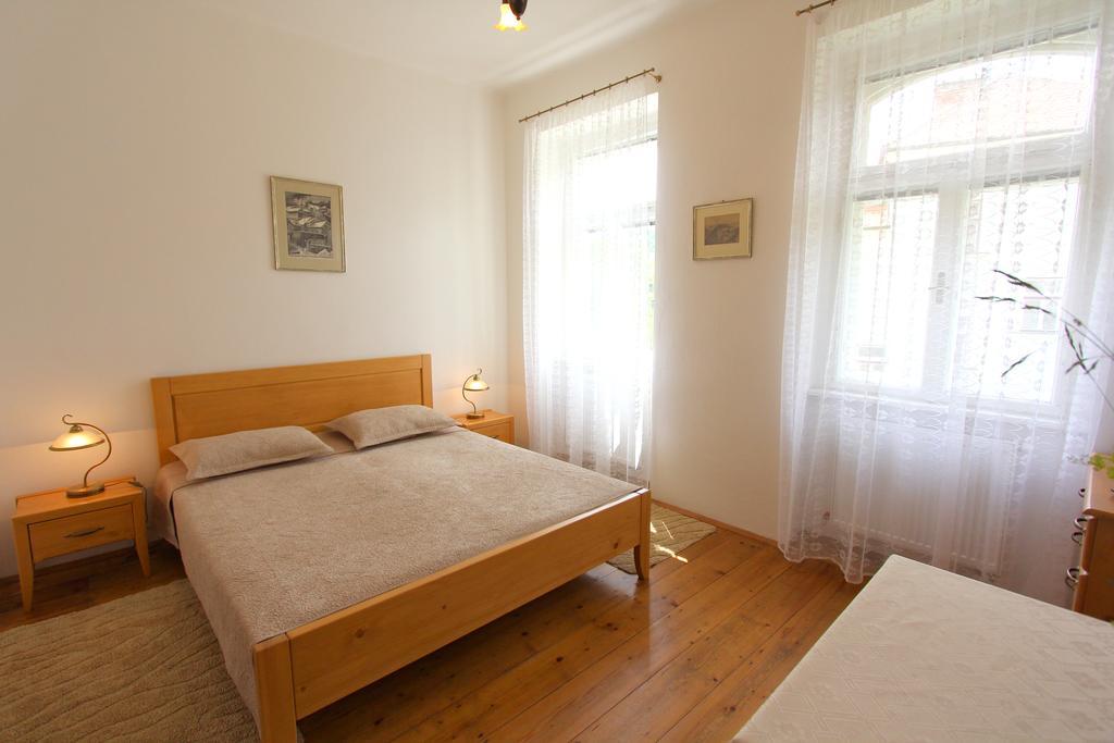 Penzion Jelen Vranov nad Dyjí Chambre photo