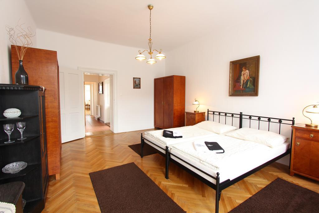 Penzion Jelen Vranov nad Dyjí Chambre photo