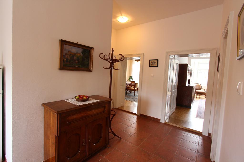 Penzion Jelen Vranov nad Dyjí Chambre photo