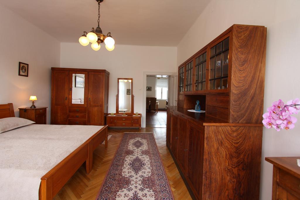 Penzion Jelen Vranov nad Dyjí Chambre photo