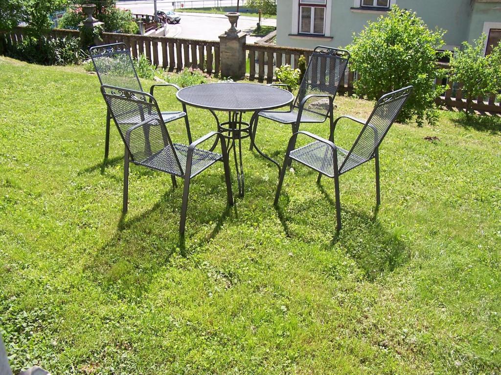 Penzion Jelen Vranov nad Dyjí Chambre photo