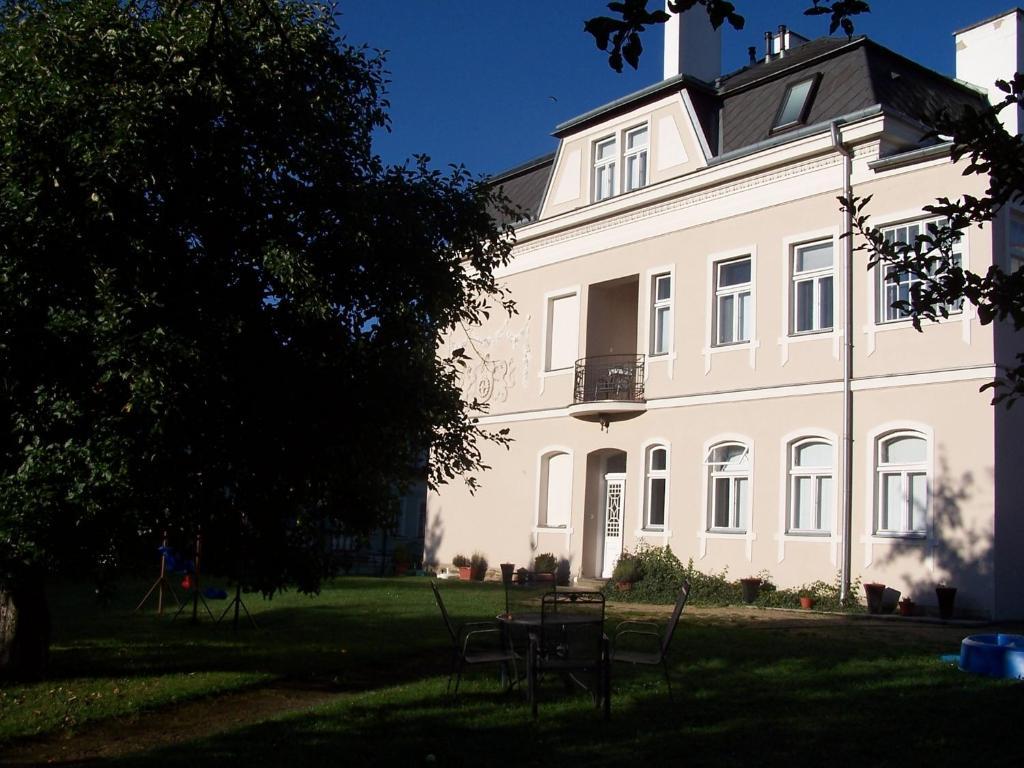Penzion Jelen Vranov nad Dyjí Extérieur photo