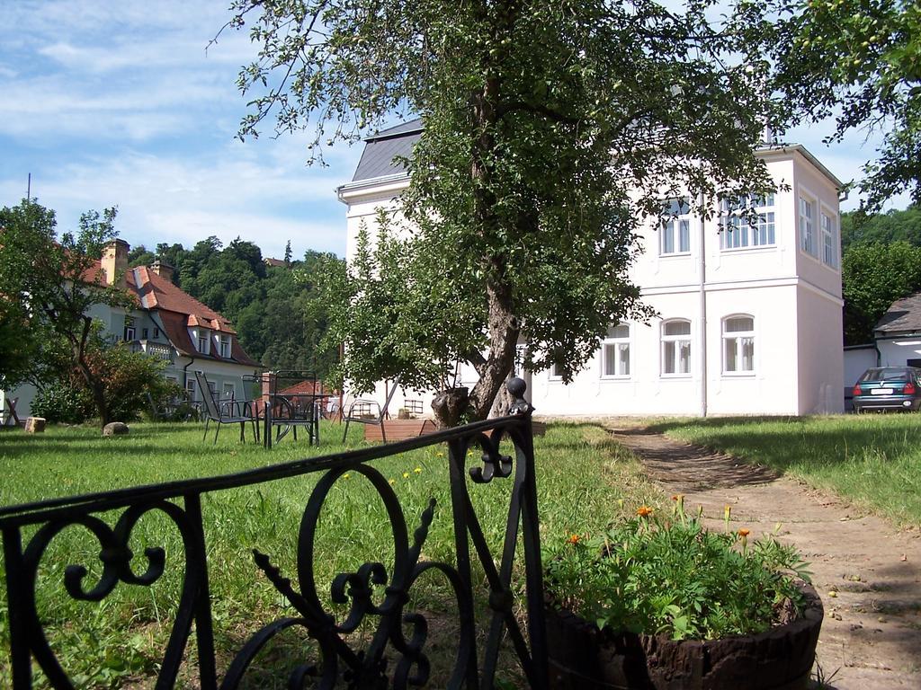 Penzion Jelen Vranov nad Dyjí Extérieur photo